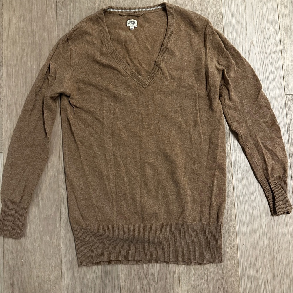 Wilfred V-Neck Brown Sweater Classic Knit
